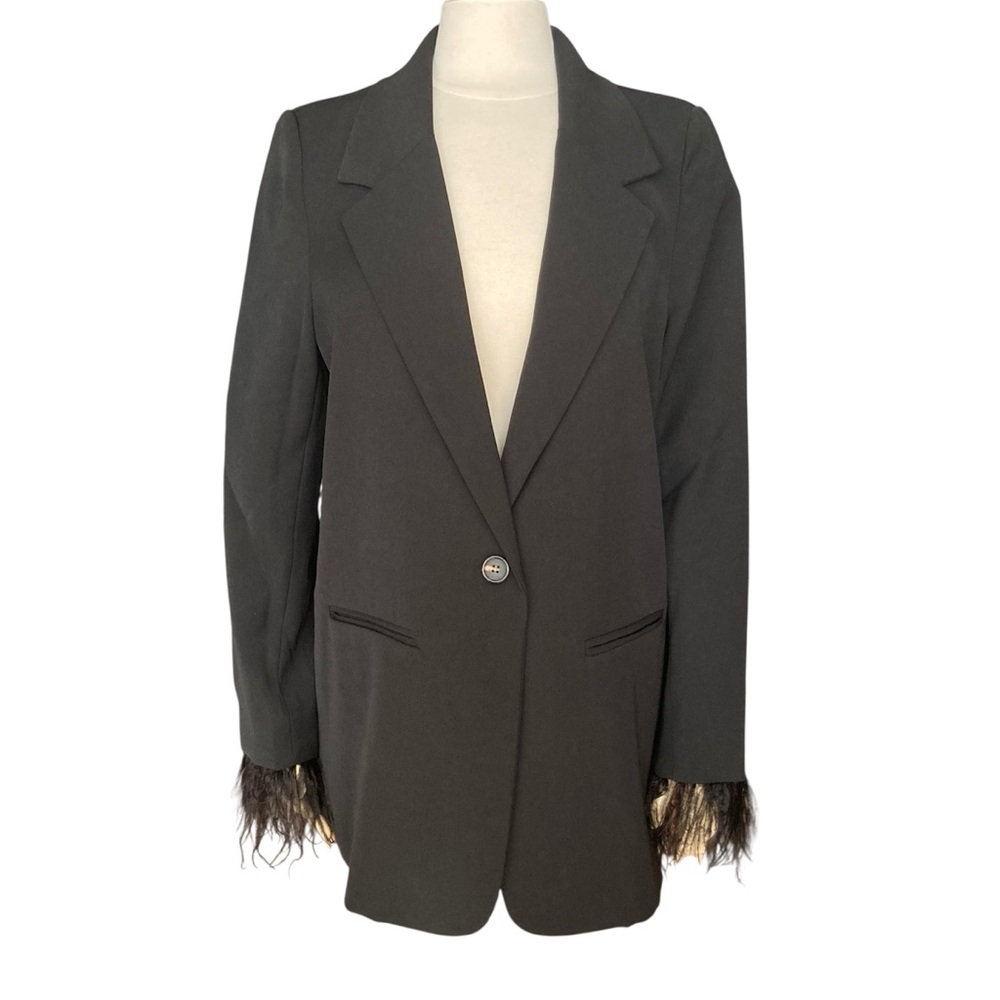 WAYF |’Romee’ Black Blazer | Ostrich Feather Cuff | Size M | NWT